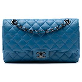 Chanel Blu Medio Classico in Pelle di Vitello Doppio Flap
