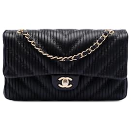 Chanel Nero Medio Classico Chevron Pelle di Vitello Pieghettata Doppio Flap