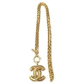 Collana a catena con medaglione trapuntato in tono oro vintage CC - Chanel