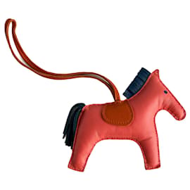 Rodéo PM Leather Charm Pink - Hermès