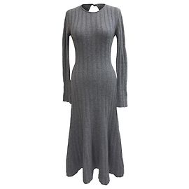 Evan Midi Kleid aus grauem Kaschmir von Reformation