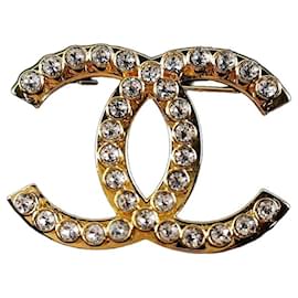 Chanel Spilla CC con cristalli