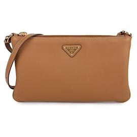 Prada Borsa a spalla in pelle morbida