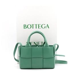 Borsa Tote e a Spalla in Pelle Nappa Candy Arco Sirena - Bottega Veneta