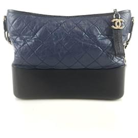 Chanel Gabrielle Hobo Schultertasche