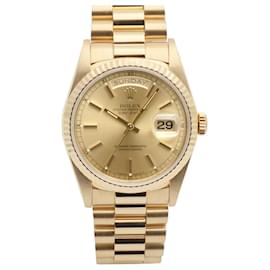 Relógio masculino em ouro com mostrador rail Day-Date - Rolex