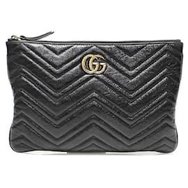 Gucci Pochette Clutch GG Marmont in Matelassé Chevron Nero