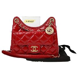 Chanel Borsa hobo piccola con catena da tasca