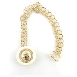 Chanel Spilla con catena a monete CC