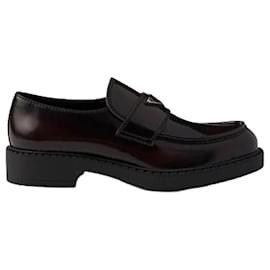 Prada Mocassini in pelle spazzolata color cioccolato