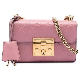 Borsa a tracolla piccola Guccissima rosa con lucchetto Gucci