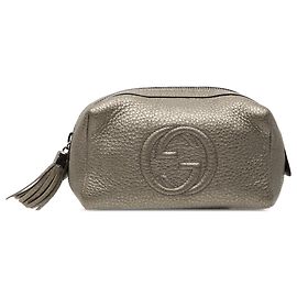 Pochette cosmetica Gucci in pelle metallica grigia Soho