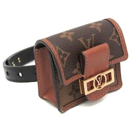Pochette Dauphine Monogram di Louis Vuitton