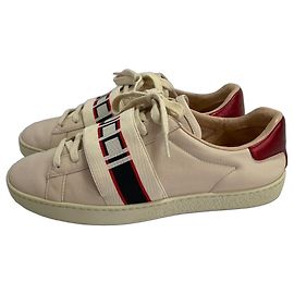 Gucci Ledersneaker Beige