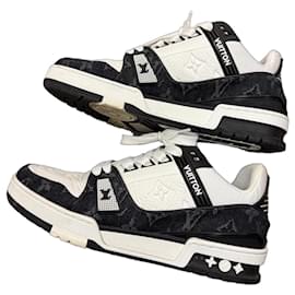 LV Trainer Sneakers von Louis Vuitton