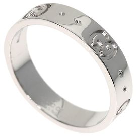 Anello Icon Band di Gucci in oro bianco 18K