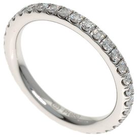 Voll-Eternity-Ring aus Platin mit Mikropavé-Diamanten von Harry Winston