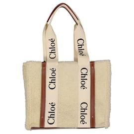Borsa Tote Woody in shearling di Chloé