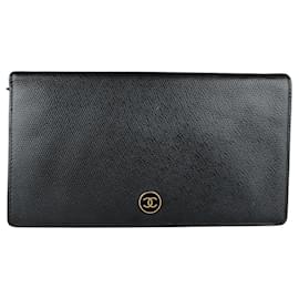 Schwarze Leder Bi-Fold lange Geldbörse von Chanel