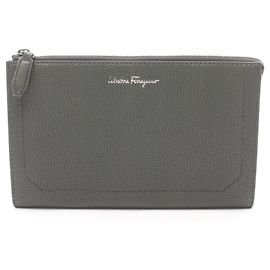 Clutch in pelle verde Salvatore Ferragamo