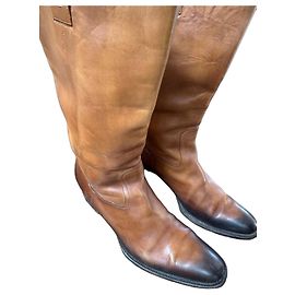 Botas altas de cuero Gucci