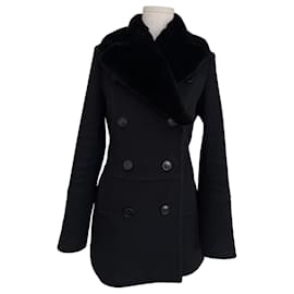 Abrigo Burberry Negro de Lana y Cachemira con Cuello de Piel de Conejo