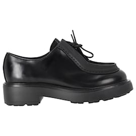 Mocassins Prada Diapason en cuir noir matelassé