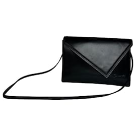 Borsa a spalla in pelle asimmetrica vintage Givenchy nera