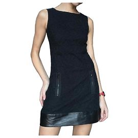 Autre Marque Kurzes Kleid IRFÉ Paris aus Spitze mit Lederdetails