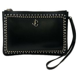 Jimmy Choo Clutch aus glattem Kalbsleder mit doppelten Nieten