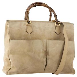 Borsa a mano in suede Gucci Bamboo 2 in 1 Beige Oro Auth LNZ043
