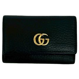 Llavero de cuero con logo GG Marmont de GUCCI