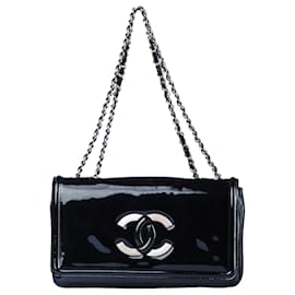 Borsa a flap in vernice Chanel