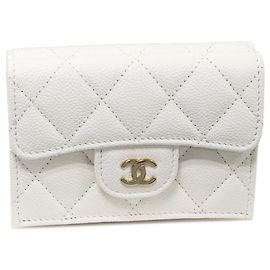 Cartera clásica pequeña de piel de ternera brillante Chanel AP0230