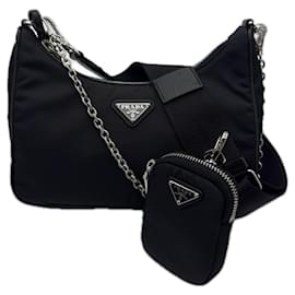 Borsa a Spalla Prada Re-Edition 2005 in Pelle Saffiano