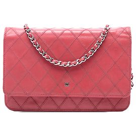 Portafoglio a catena in agnello rosa CC Wild Stitch di Chanel