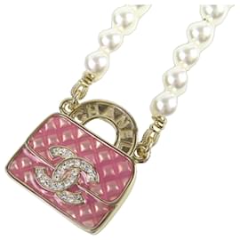 Collana in strass Matelassé di Chanel