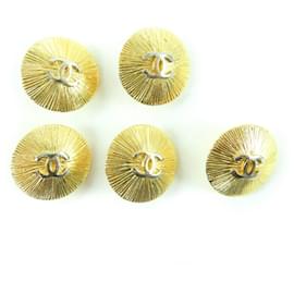 Set di 5 pezzi in metallo dorato con bottone Coco Mark di Chanel