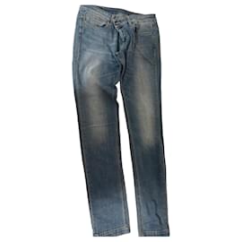 Jeans Gucci de denim azul con perlas