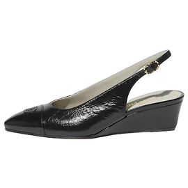 CHANEL Schwarze Lackleder Slingback-Pumps T40 Sehr guter Zustand