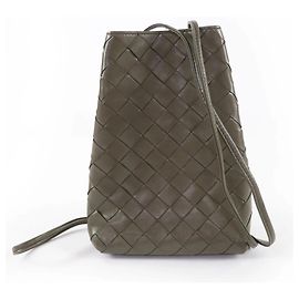 Intrecciato Leder Schultertasche von Bottega Veneta