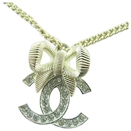 Collana con strass e nastro Coco Mark B24K di Chanel