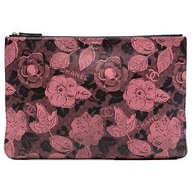 Chanel große Clutch aus rosa gestepptem Kalbsleder mit Camellia-Print CC