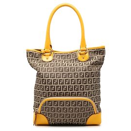 Borsa da shopping Fendi in tela Zucchino beige con tasca frontale per chef