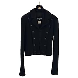 Chaqueta negra Chanel