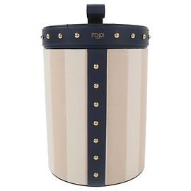 Pochette da trucco in pelle a righe con borchie Fendi