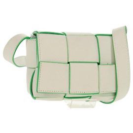 MAXI INTRECCIATO Tasche von Bottega Veneta Leder Weiß Grün Auth bs30121M