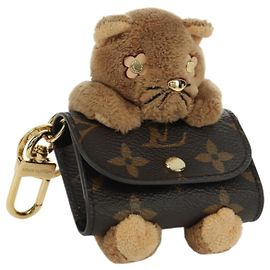 LOUIS VUITTON Monogramma LV Charm Carino M01561 LV Auth AMZ464M