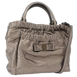 Borsa a mano in pelle Salvatore Ferragamo Vala 2way Argento Auth am10956