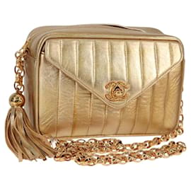 CHANEL Borsa a Spalla Matelassé in Pelle di Agnello Rossa Oro CC Auth 134958SV